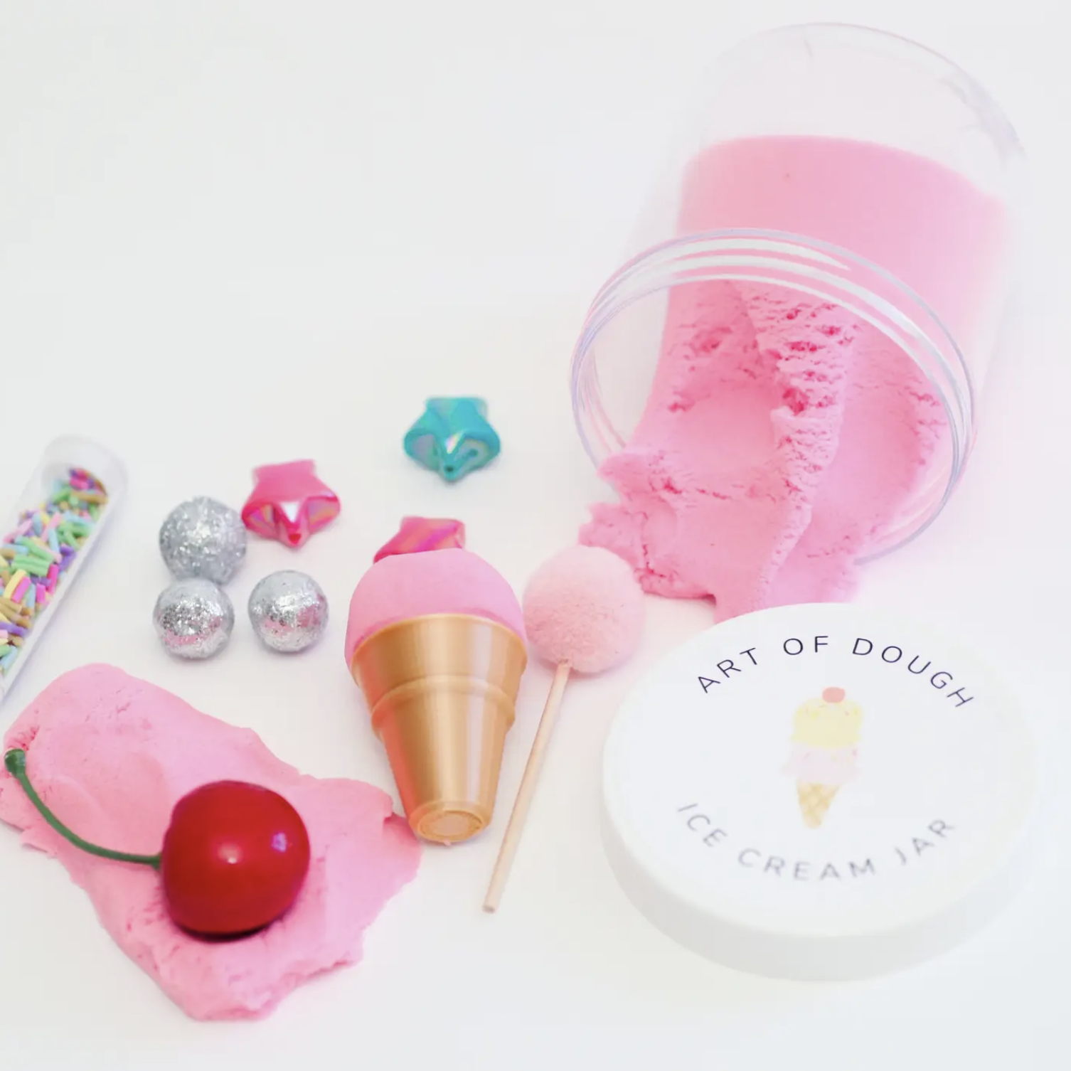 I scream, you scream, we all scream for ice cream! Little ones will be delighted to play with our adorable ice cream sensory jars. There are so many benefits to sensory play.