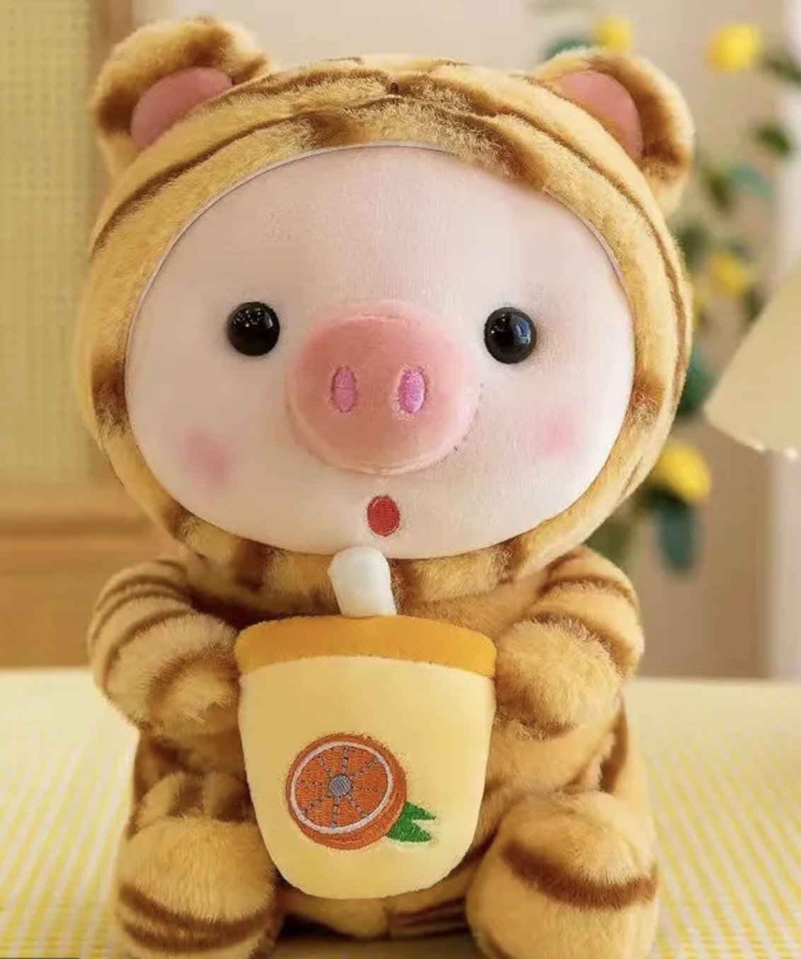 As if chubby pigs with round black eyes and flushing cheeks weren’t enough to make you squeal, these cuties are also in disguise and drinking boba!  With high quality touches, like embroidered boba cups, nothing was held back on these Boba Pigs Plushies in Disguise Kawaii stuffed animals