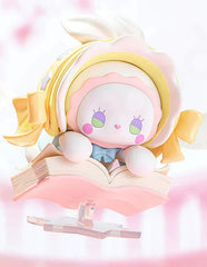 Official Product of Emma Bursting with color and emotion, the EMMA Unexplored Forest Love Dopamine Blind Box invites you into a vibrant dreamscape where love and whimsy collide. This series features bold, dopamine-inspired designs with playful expressions, vivid hues, and charming forest flair—all in Emma’s signature soft aesthetic. Each box includes 8 blind-packed figures—open it and let the happy energy unfold.