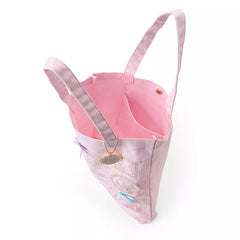 This amazing tote bag features our favorite Sanrio duo in a sweet theme; the inseparable two are shown in various expressions inside lovely ornate frames, and printed in a gold ink. The Forever Memories Little Twin Stars Tote comes with a coordinating gold charm that you can remove, and is adorned with three perfectly sweet and perfectly placed bows for a pop of color and charm.

This tote gives an effortless style, a mix of nostalgia with an air of casual class. A special addition to the kawaii closet.