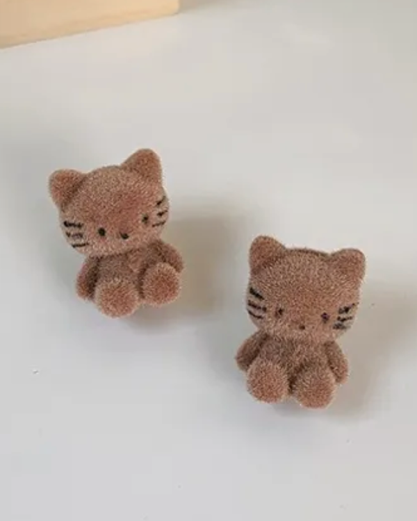 If you like a subtle but unique and playful look, these Fuzzy Kitty Kawaii Ear Studs bring just that. A cat lover who enjoys a bit of funky, adorable style will appreciate these cuddly earrings. Cat ladies that also happen to be fans of Japanese or Korean styles, these make a go-to everyday pair for you.