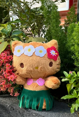 This Hang Loose Hello Kitty Hula Hawaiian Plushie&nbsp;is adorably dressed in a traditional Hula style grass skirt and sea-shell bikini top. Colourful island flowers adorn her hairline to complete a spirited and exuberant& ensemble. Sanrio, tan hello kitty, trendy hello kitty!