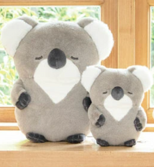 Calming Cuddlers are chubby plush animals with fluffy, round bodies that have gentle faces and peaceful color palettes. From the Korean Poksin series, which means "fluffy" in Korean. This Koala Calming Cuddler Korean Plushie is a fluffy and cute hugging pillow that fits comfortably in both arms.