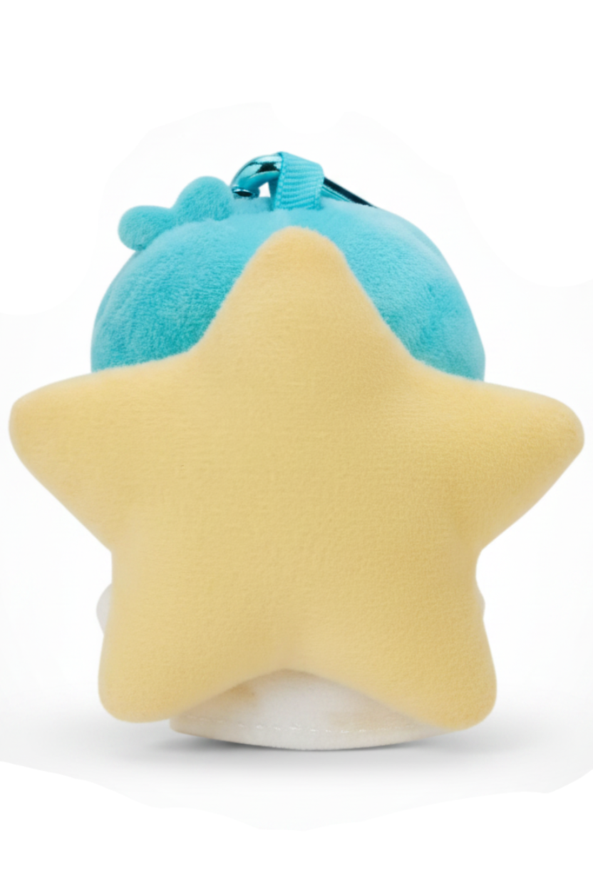 Bring a splash of cuteness to your day with the Little Twin Stars Kiki Mini Mascot Heart Clasp Plush Keychain! Featuring the beloved Kiki character in a mini plush form, this keychain is both adorable and practical. With his cute smile and cheerful demeanor, Kiki is sure to brighten up your keys, bag, or backpack.