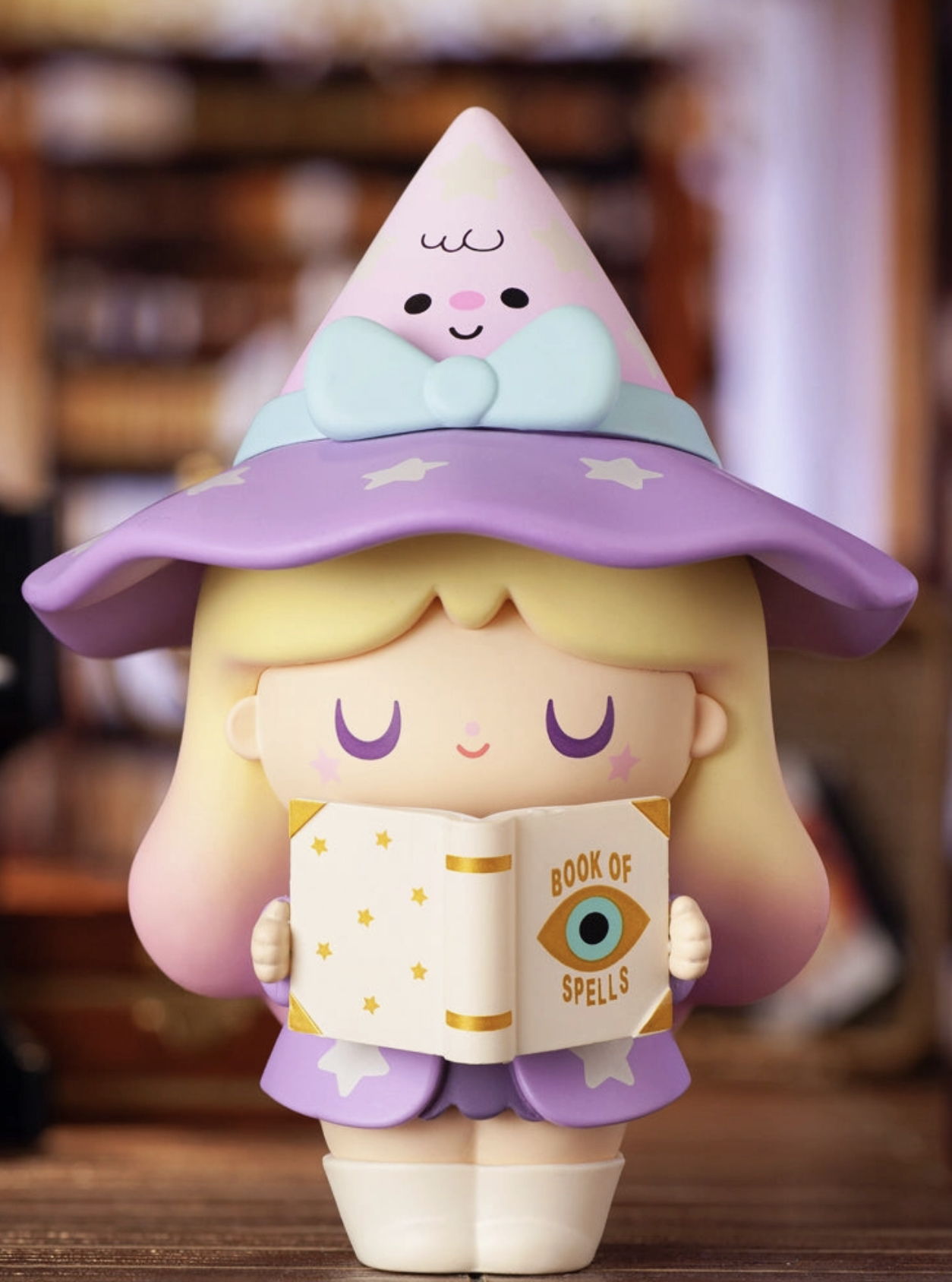  High qualty material and construction make these figures the perfect collectible, but its charming and lovable appearance makes it an equally dleightful play toy for children over the age of three.  Momiji Book Shop Blind Boxes