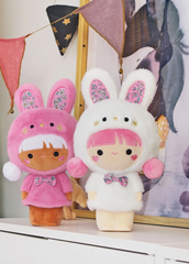 Featuring super soft plush fabric, embroidered details, and ditsy floral accessories.&nbsp; With adorable bunny rabbit ears, Momiji Raspberry Sorbet Pascale Plushie sold out in only a few weeks but she’s back… for now! Soft, huggable, iconic characters for collectors and lovers of all things wholesome and cute.