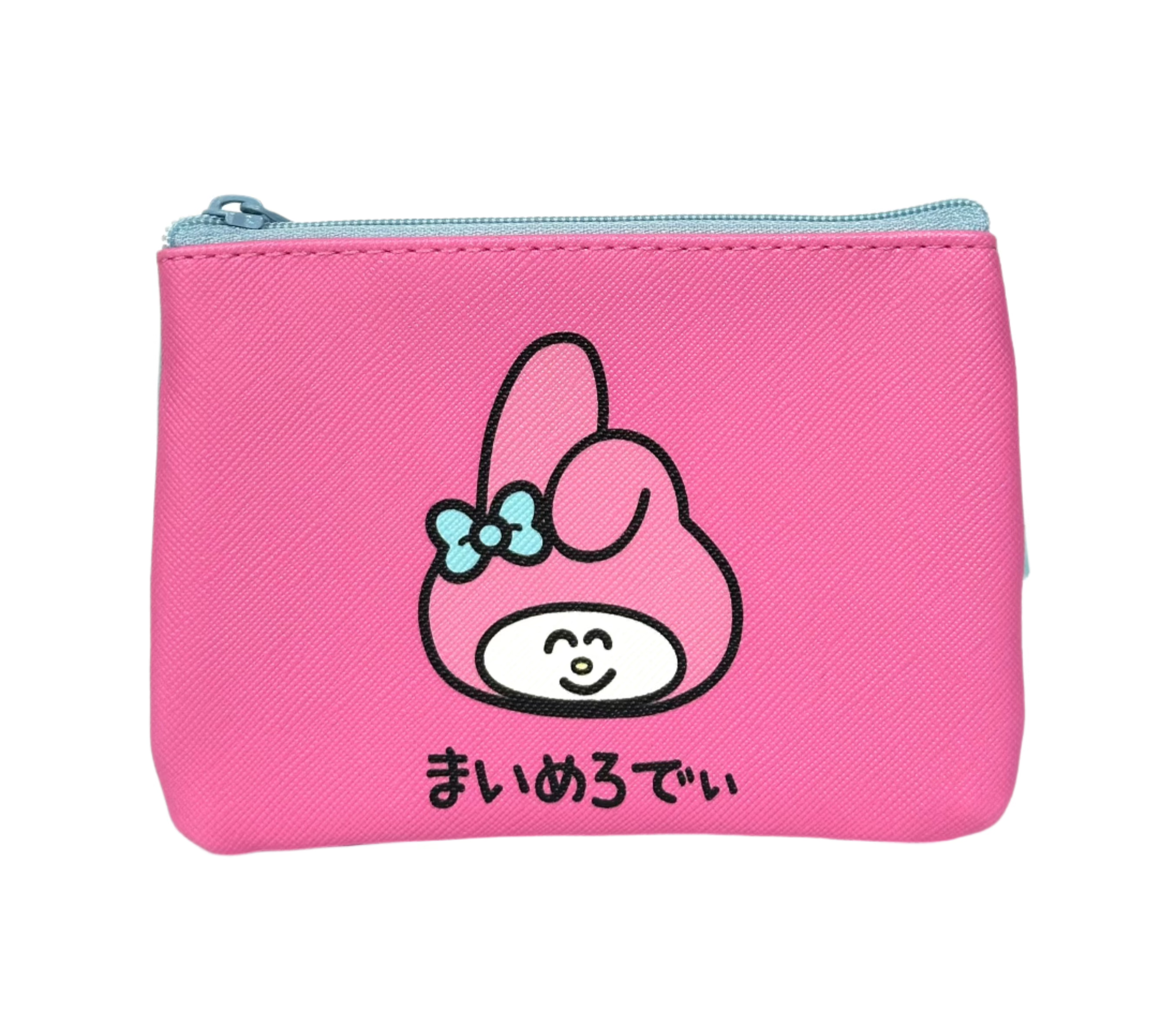 Get ready to fall in love with our limited edition My Melody Sanrio x Oekaki-san Pouch! The front of the pouch features a delightful image of the beloved My Melody in a unique style created by the Sanrio x Oekaki-san collab series. 