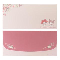This classic Sanrio letter set combines adorable design with thoughtful functionality. With notepaper suited for both vertical and horizontal writing, it offers flexibility for different styles of notes and letters. Complete with envelopes and matching stickers, it’s perfect for sending heartfelt messages or adding a cute touch to your stationery collection.
