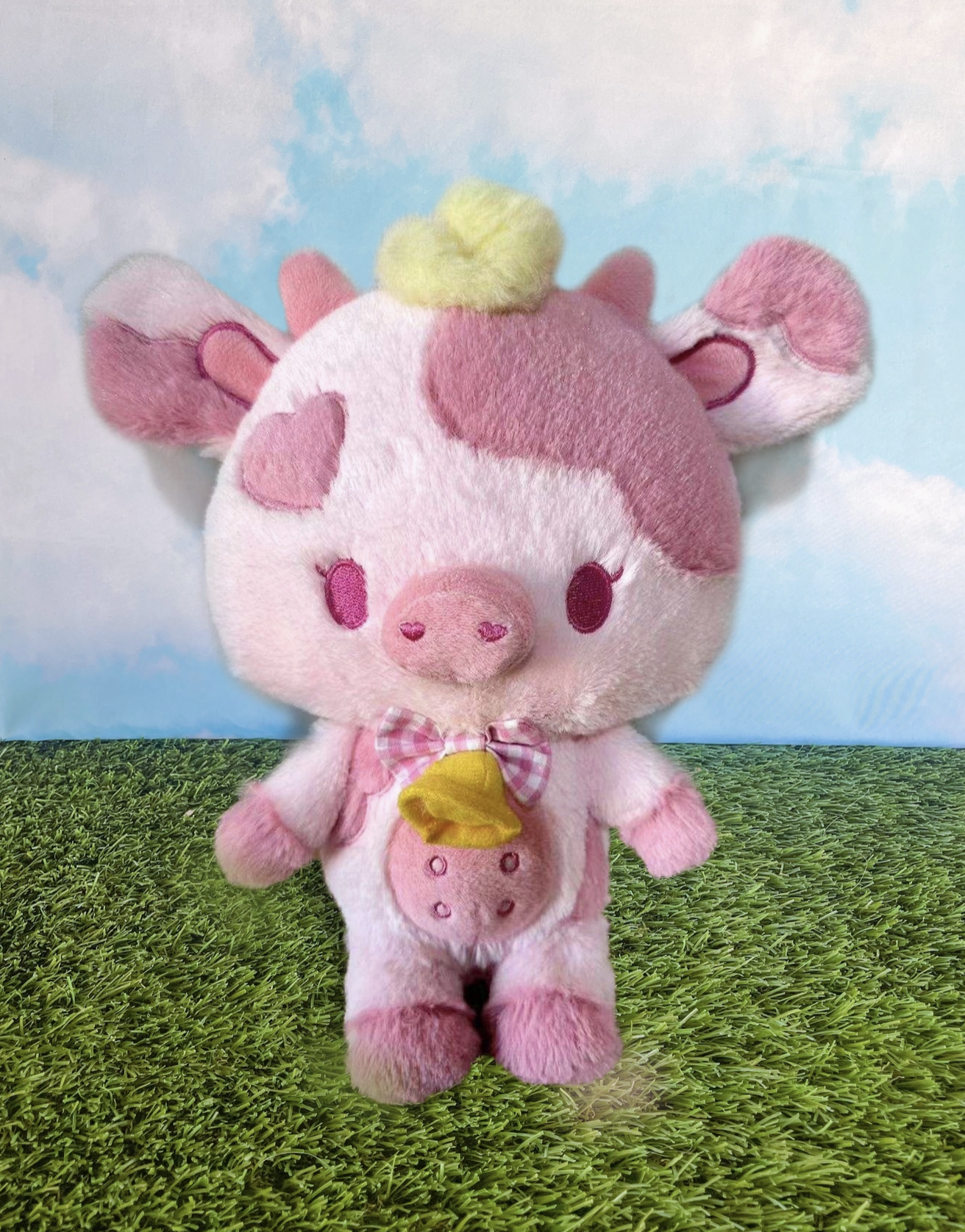 The Pink Hearts Jolene the Cow Plushie is ready to mooo-ve into your heart and become your new best friend. Perfect for cuddle sessions and long conversations, this delightful plush won't steer you wrong!