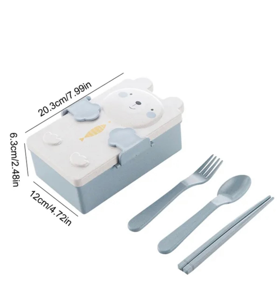 This Polar Bear Bento Box Lunch Set which is cutely designed, features a sturdy and spacious compartment for organizing your meals. Perfect for bringing your lunch to school, work, or picnics, it ensures your food stays fresh and neatly packed.