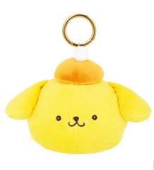 The classic Sanrio characters you know, just with added retro flair! This Retro Pop Pompompurin Pouch Keychain can be clipped on your keys or bag for an extra cute touch.  His happy expression and cute golden beret will fill you with joy! Why not add this guy to your collection? This keychain even comes with a small pouch for storing little items, adding cuteness to your purse and providing extra storage.