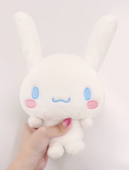 Charming Cinnamoroll is cute enough with floppy ears drooping down but this Cinnamoroll Movable Ears Plushie takes it to another level! Press his belly and the ears raise up! Release his belly and the ears flop down!