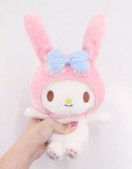 My Melody’s fuzzy pink ears and adorable blue bow are not all that’s cute with this lovable softie. Press her belly and the ears raise up! Release her belly and her ears flop down. Sanrio’s My Melody Movable Ears Plushie has a tiny body with high quality embroidery on face and feet for years of enjoyment to come!