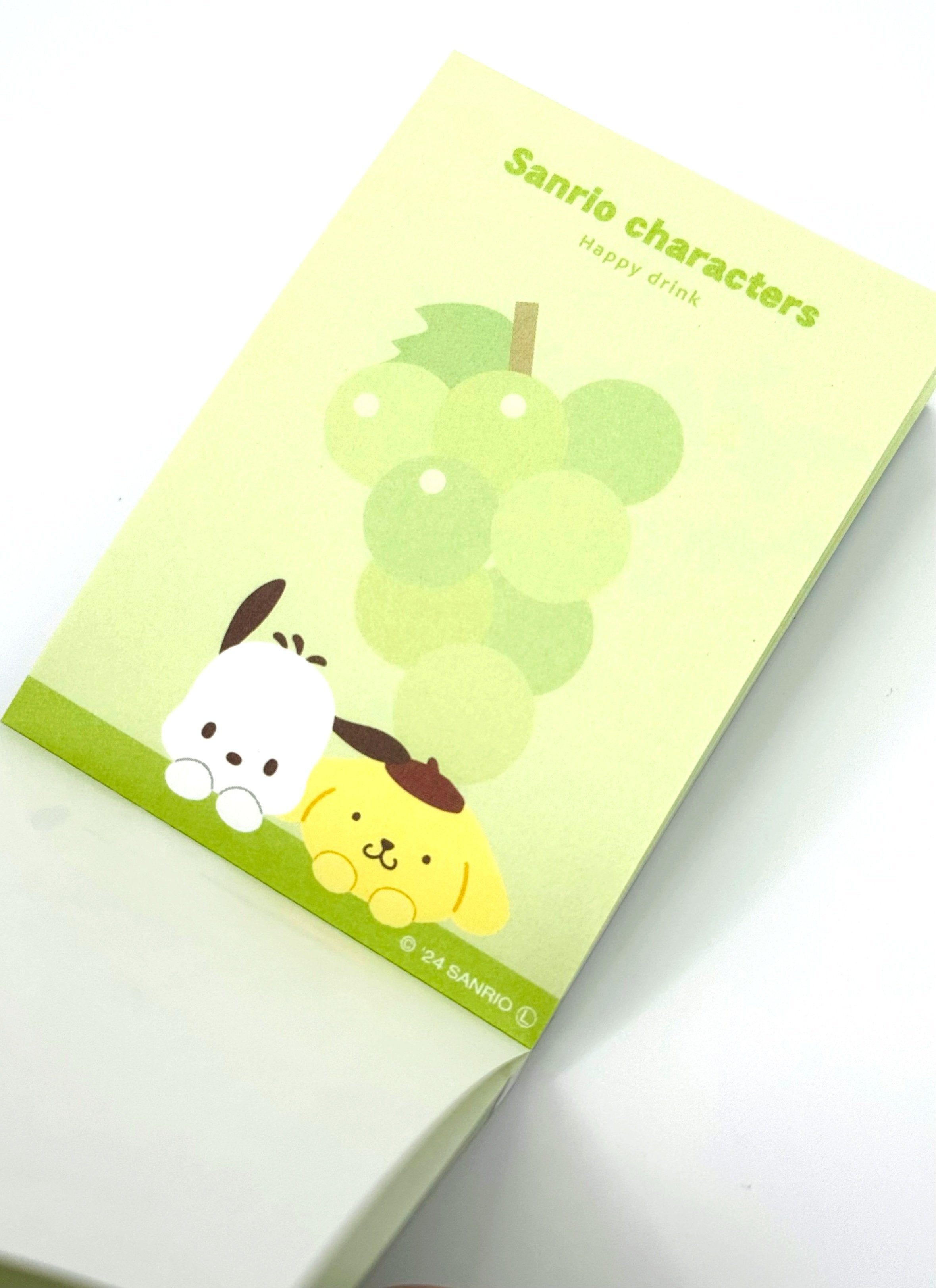 Sanrio’s new die-cut memo pads are bursting with fruity fun and soda-themed charm! These adorable notepads feature vibrant designs inspired by everyone's favorite Sanrio characters, adorned with tantalizing fruits and refreshing soda motifs.