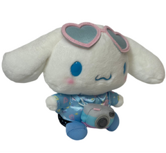 Feelin' like you need a vacation big time? Wherever that paradise may be, you can always dream big about it with the Sanrio in Vacation Mode Cinnamoroll Plushie - maybe some day you can take it with you! With passport in hand, and real-zip side bag, this adorable travel companion is ready for any adventure.